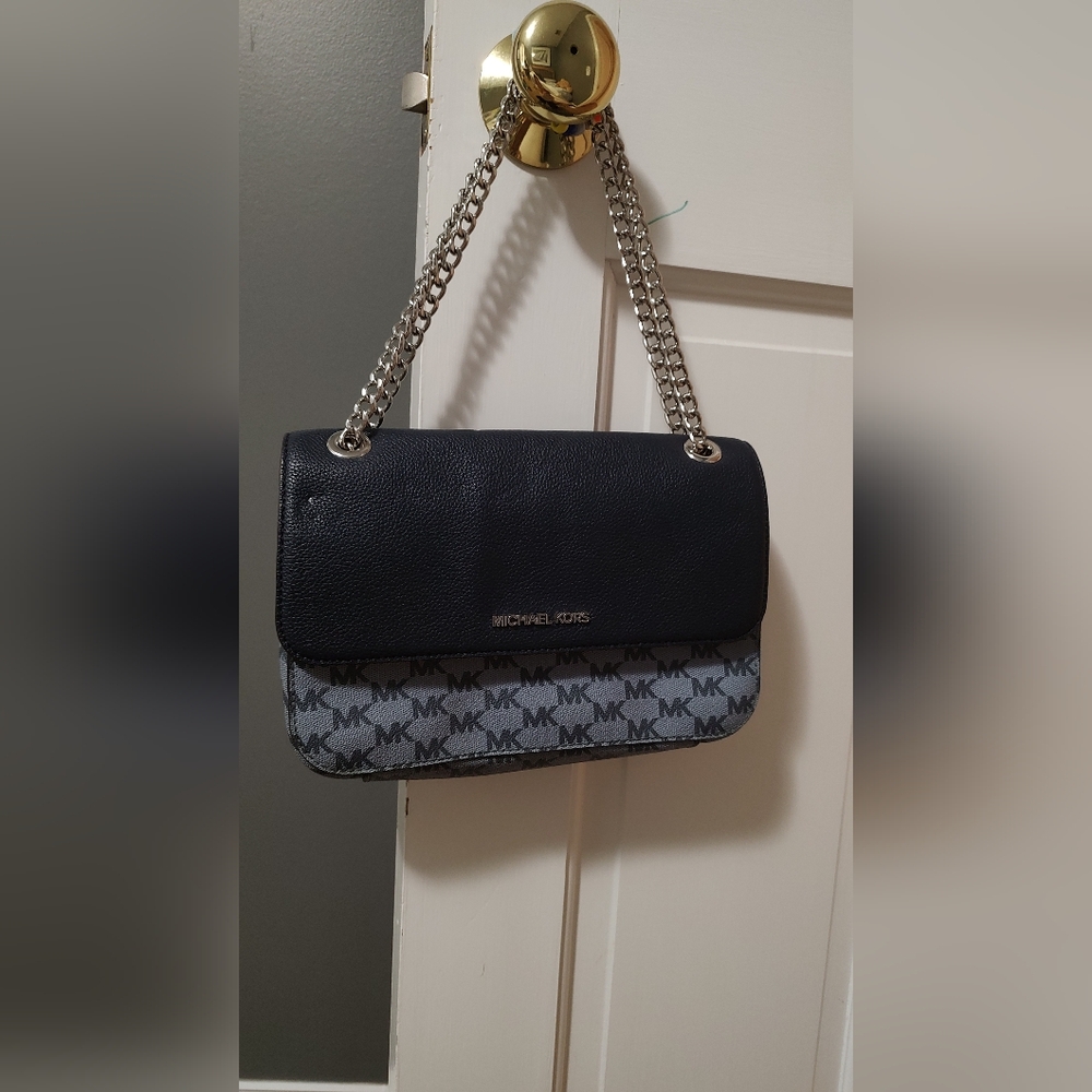NWT Michael Kors Jet Set Chain Navy Monogram Flap Shoulder Bag